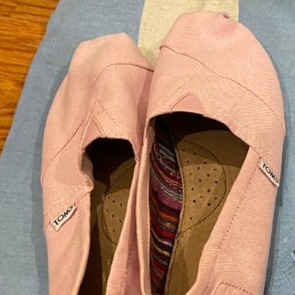 Toms, Size 8, Pink